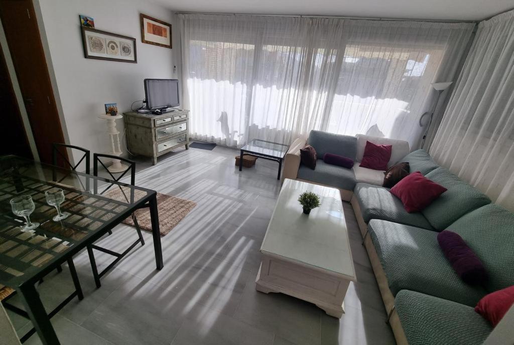 Apartamentos Elegance Denia Exterior foto